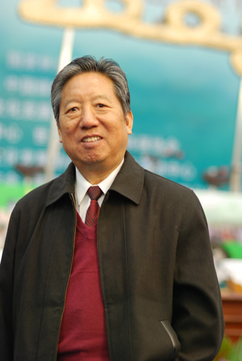潘新明