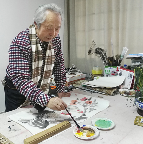 陈明纲个人照片.jpg