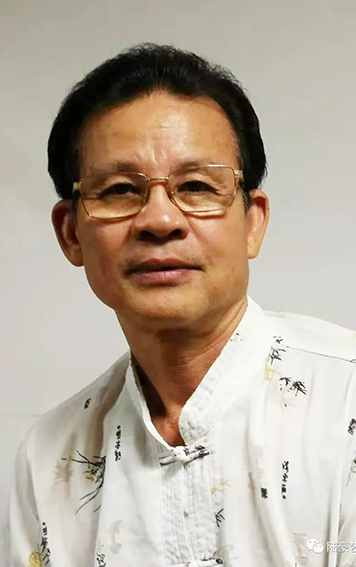 李春华照片.jpg